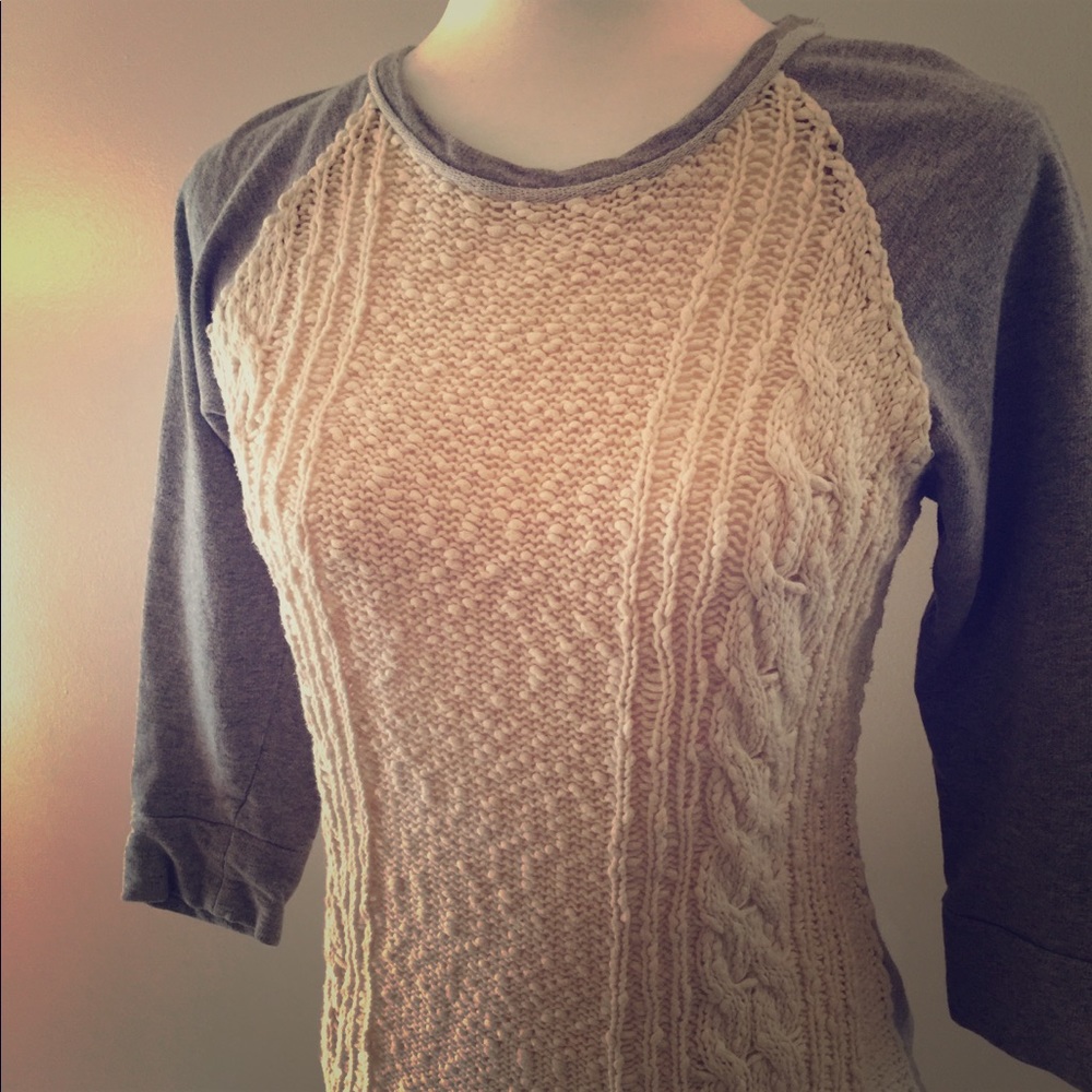 Sweater/Sweatshirt